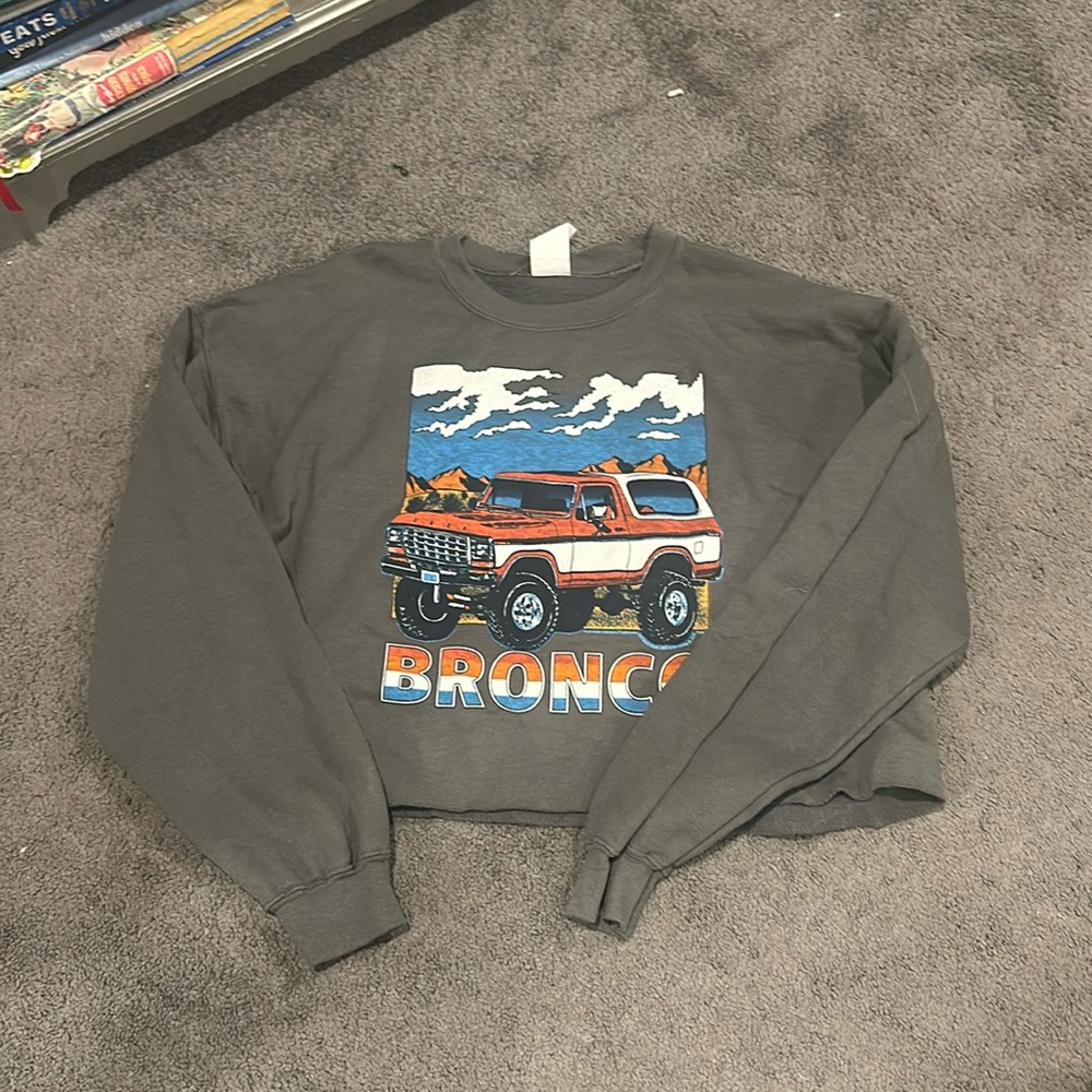 Junk Food Bronco Cropped Crew Neck Sweatshirt | PacSun